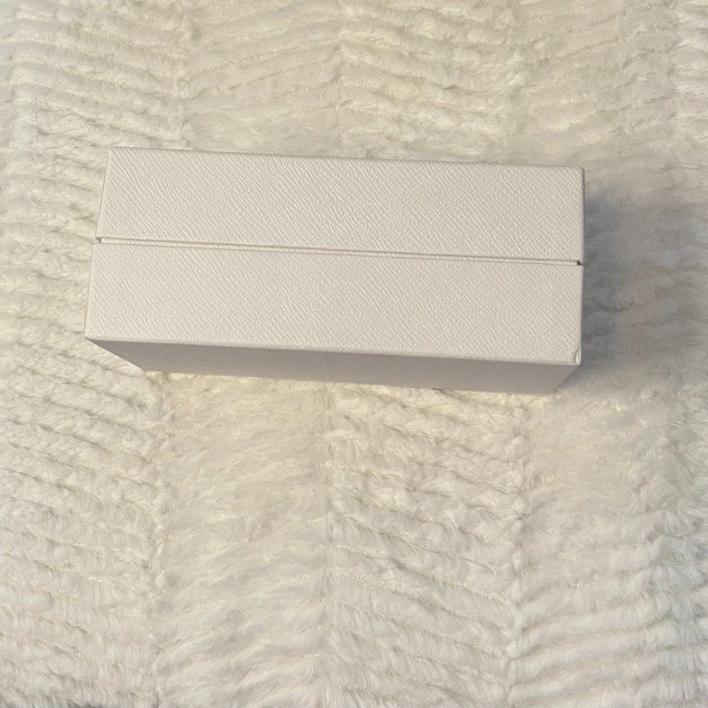 Empty Prada Box - image 2